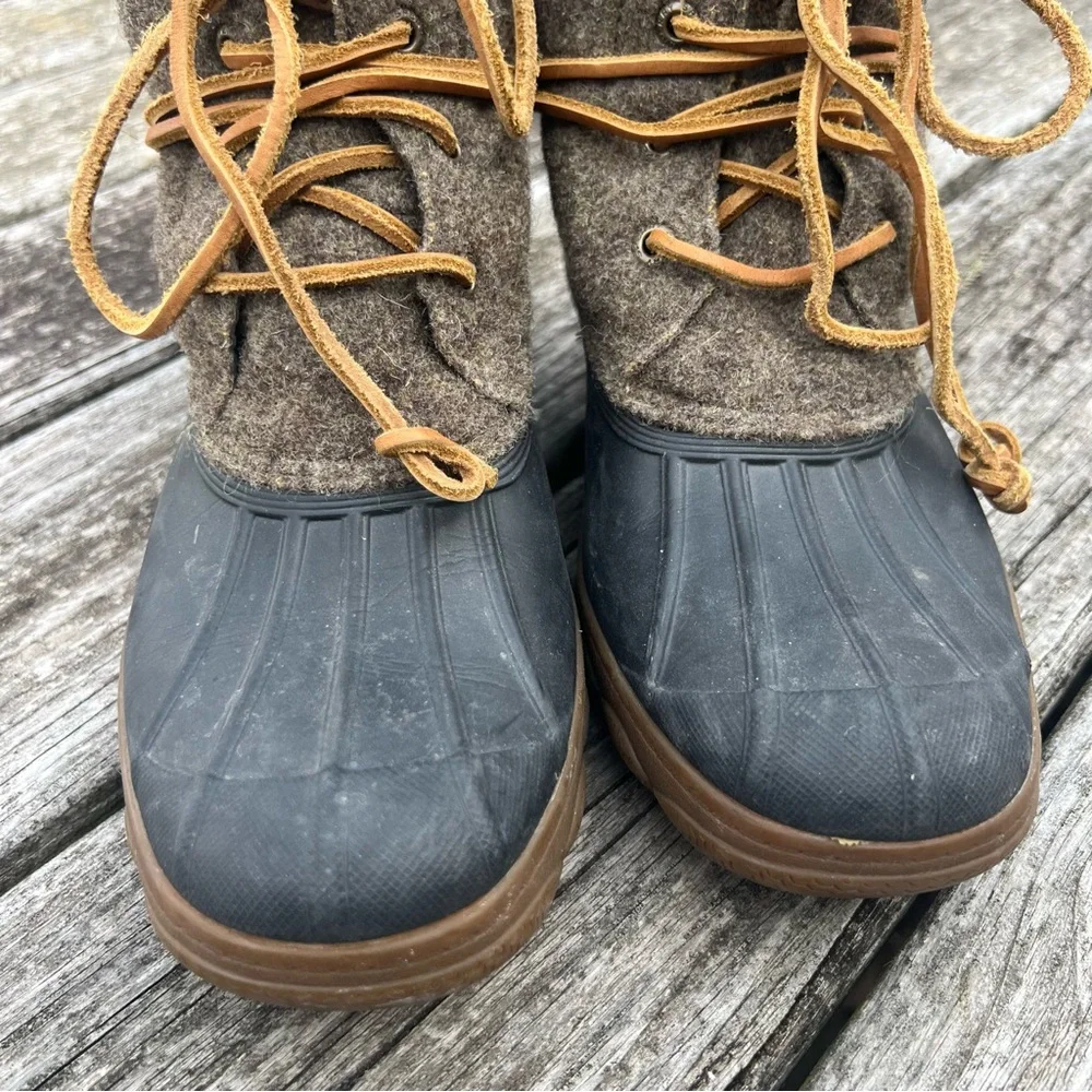 Sperry Quarter Wool Duck Boots